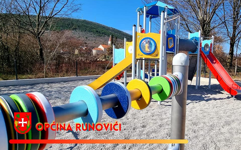 Dječje igralište 1